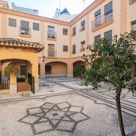 Apartamento Adultos Centro Nueva De La Virgen 2 Free Parking グラナダ エクステリア 写真