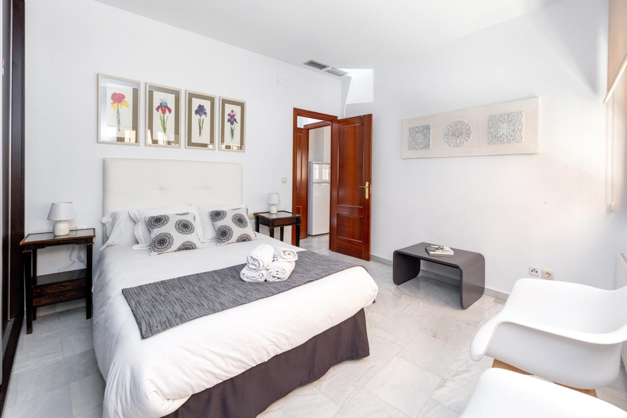 Apartamento Adultos Centro Nueva De La Virgen 2 Free Parking グラナダ エクステリア 写真