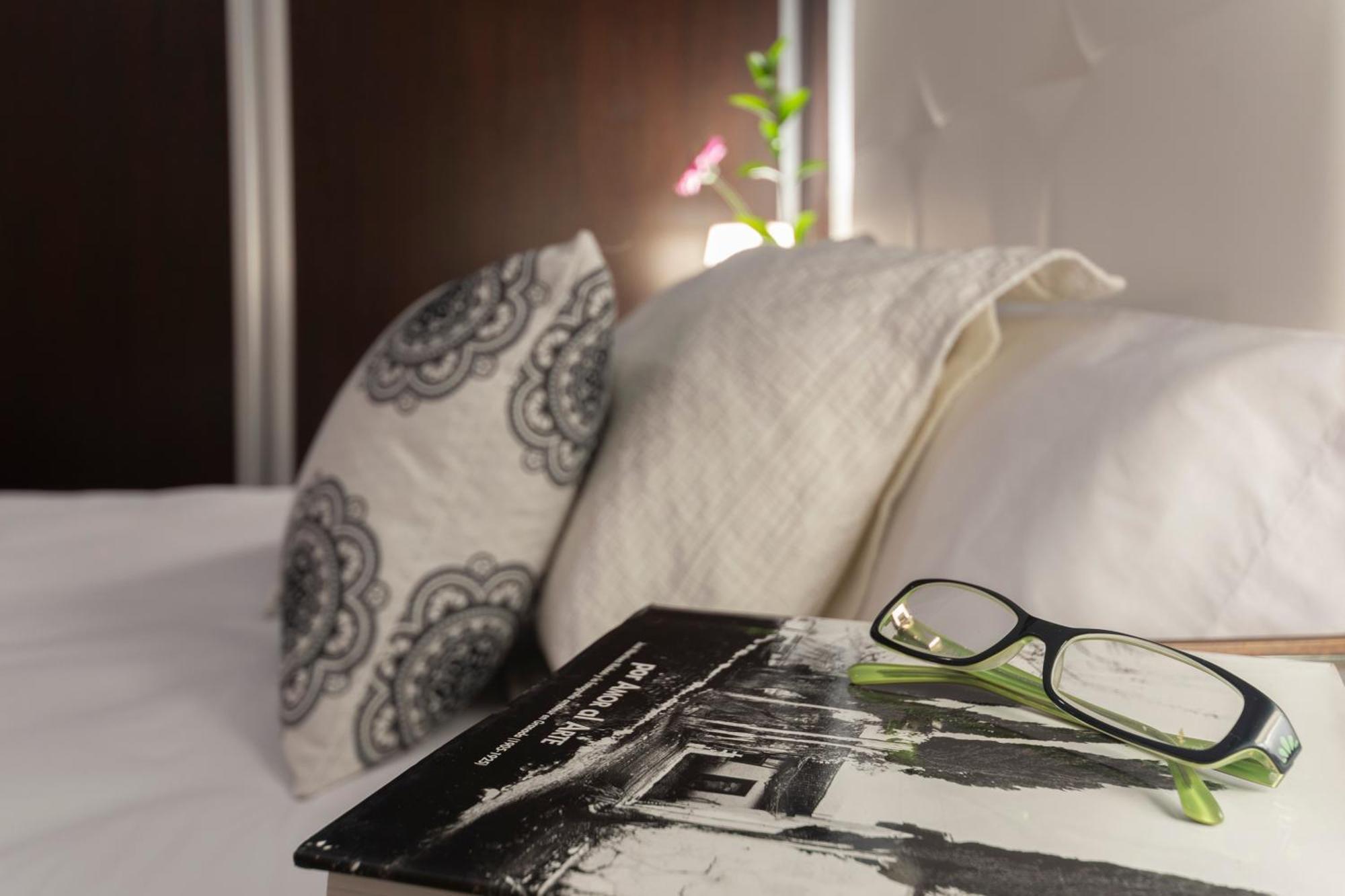 Apartamento Adultos Centro Nueva De La Virgen 2 Free Parking グラナダ エクステリア 写真